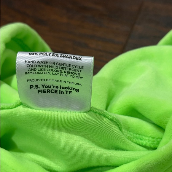 Tiger Friday Women's Neon Green Velour-Like Short Sleeve Hoodie Size Adult Small - Picture 6 of 8